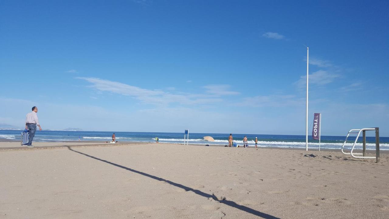 Apartamento A 50 Metros De La Playa Muchavista El Campello Luaran gambar